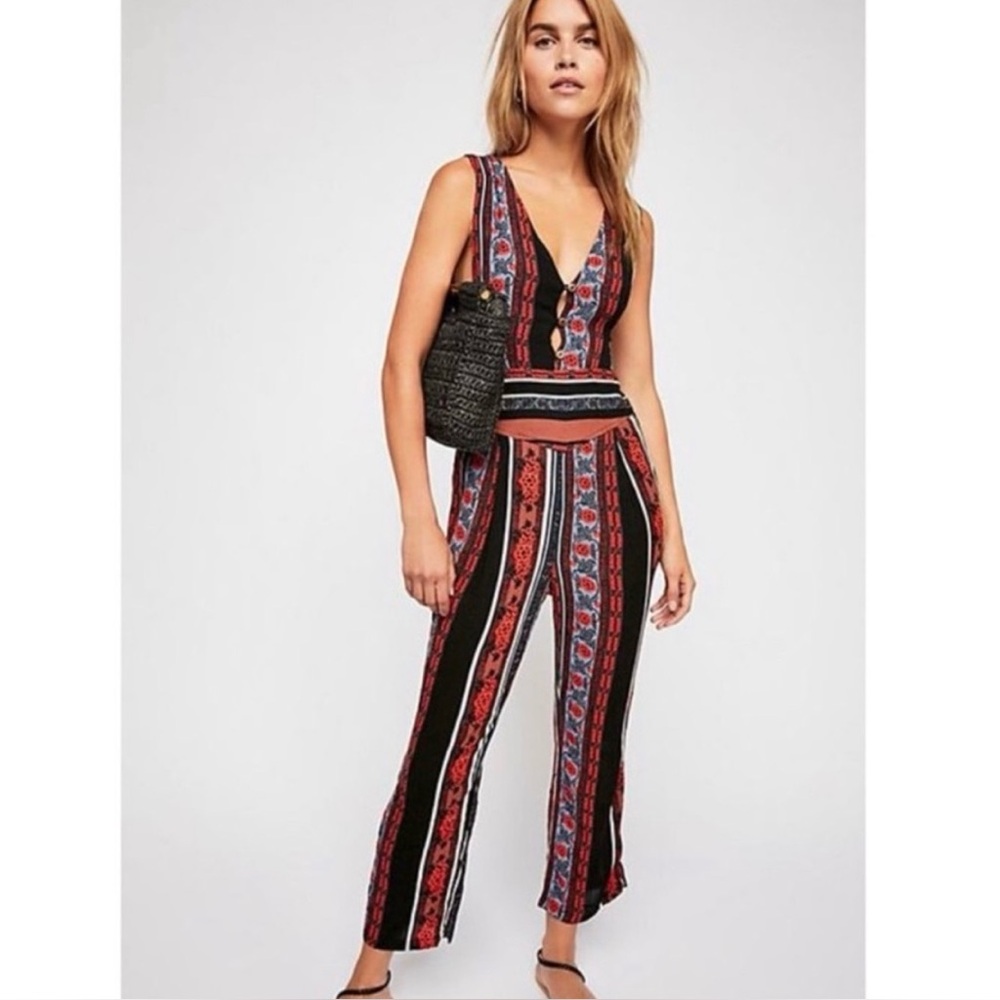 Free People All Shook Up Sleeveless Jumpsuit in Black Print sz 4 Bohemian Retro